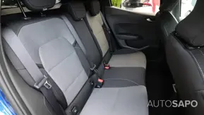 Mitsubishi Colt de 2025