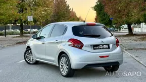 Peugeot 208 1.2 PureTech Allure de 2016