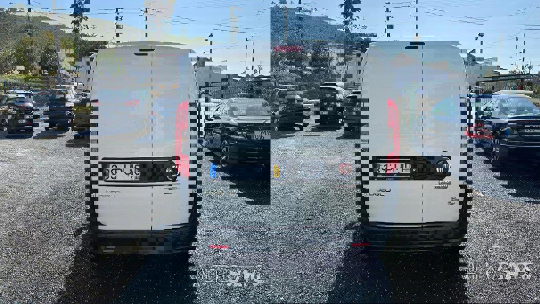 Fiat Doblo 1.3 MJ Easy 3L de 2015