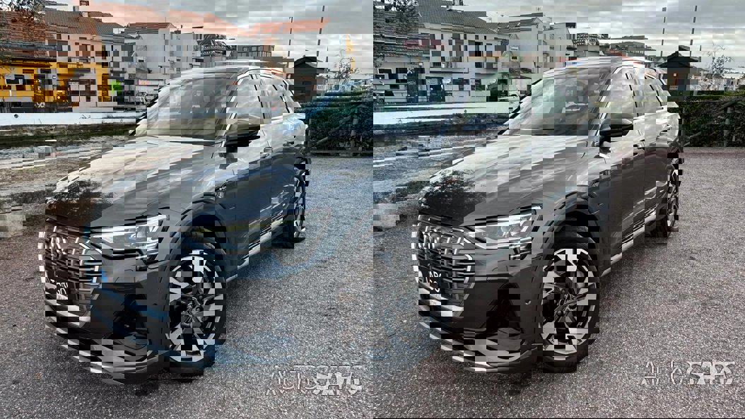 Audi e-tron 55 quattro S line de 2021