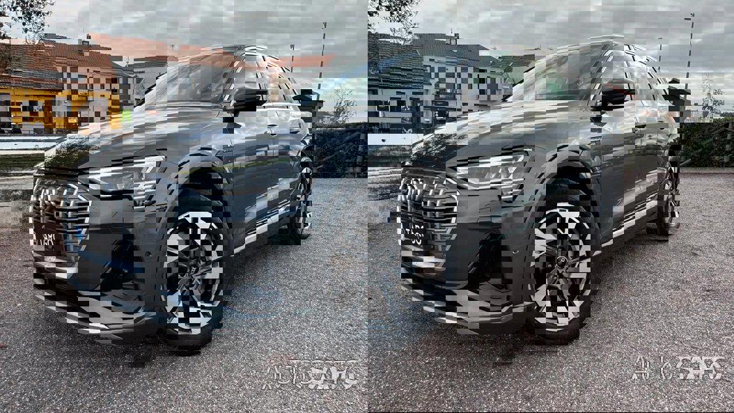 Audi e-tron 55 quattro S line de 2021