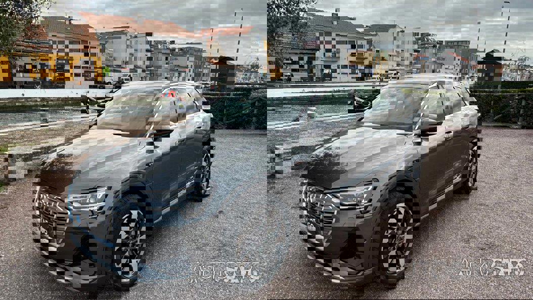 Audi e-tron 55 quattro S line de 2021