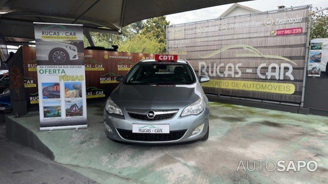 Opel Astra de 2011