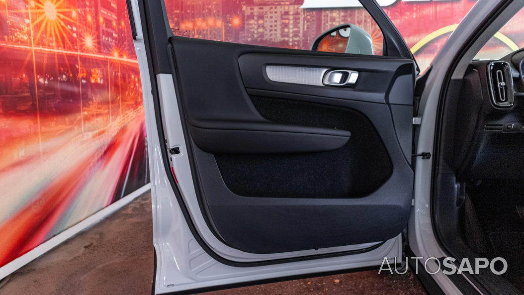 Volvo XC40 2.0 D3 Momentum Plus Geartronic de 2020