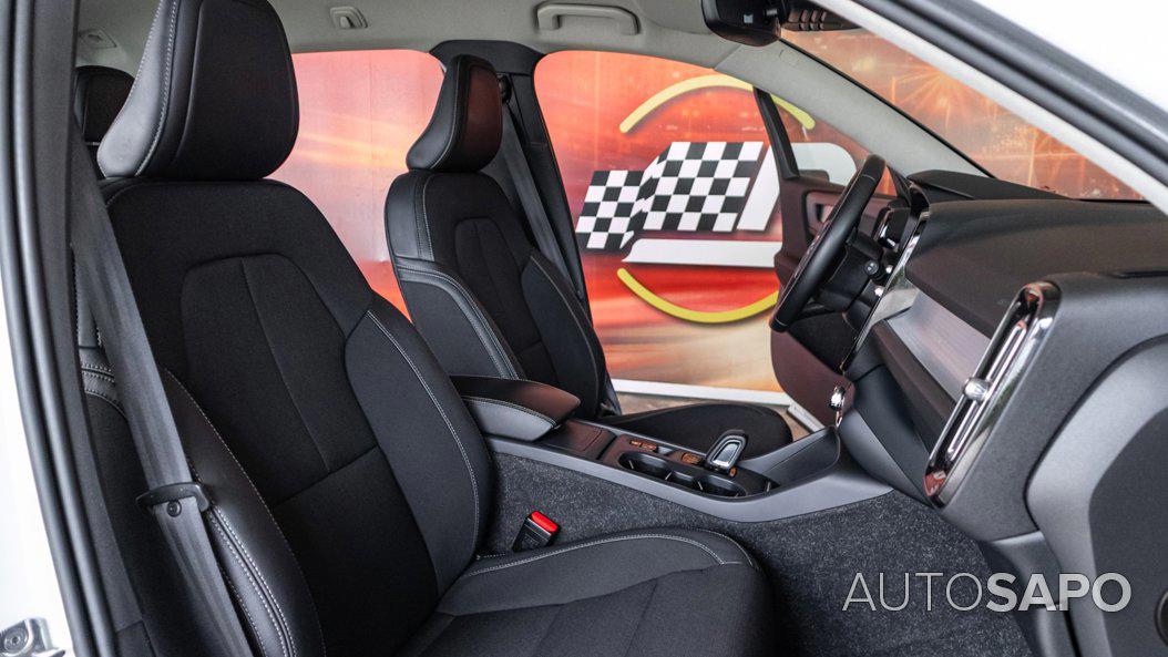 Volvo XC40 2.0 D3 Momentum Plus Geartronic de 2020