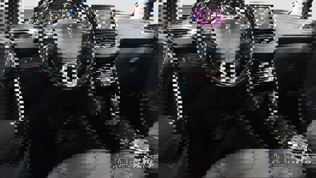 Peugeot 2008 1.2 PureTech Allure EAT6 de 2017