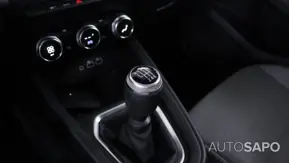 Mitsubishi Colt de 2024