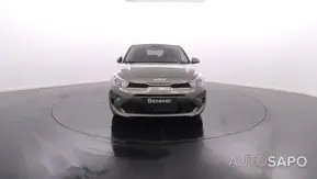 Kia Rio de 2023