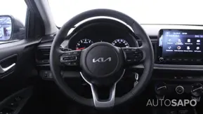 Kia Rio de 2023