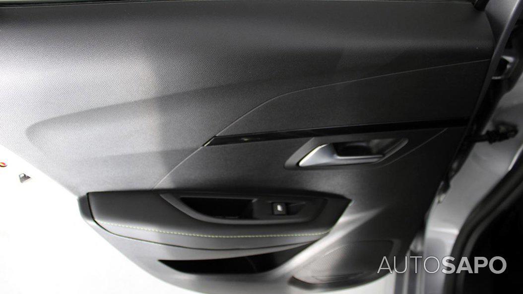 Peugeot E-208 GT Line de 2022