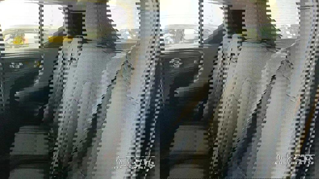 Volvo XC40 1.5 T2 Momentum de 2021