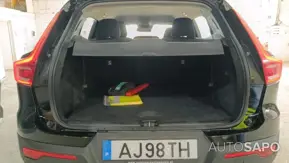 Volvo XC40 1.5 T2 Momentum de 2021