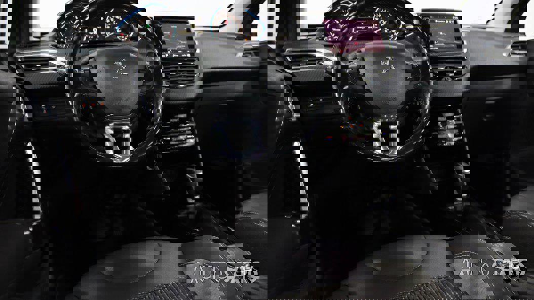 Peugeot 2008 1.2 PureTech Allure EAT6 de 2016