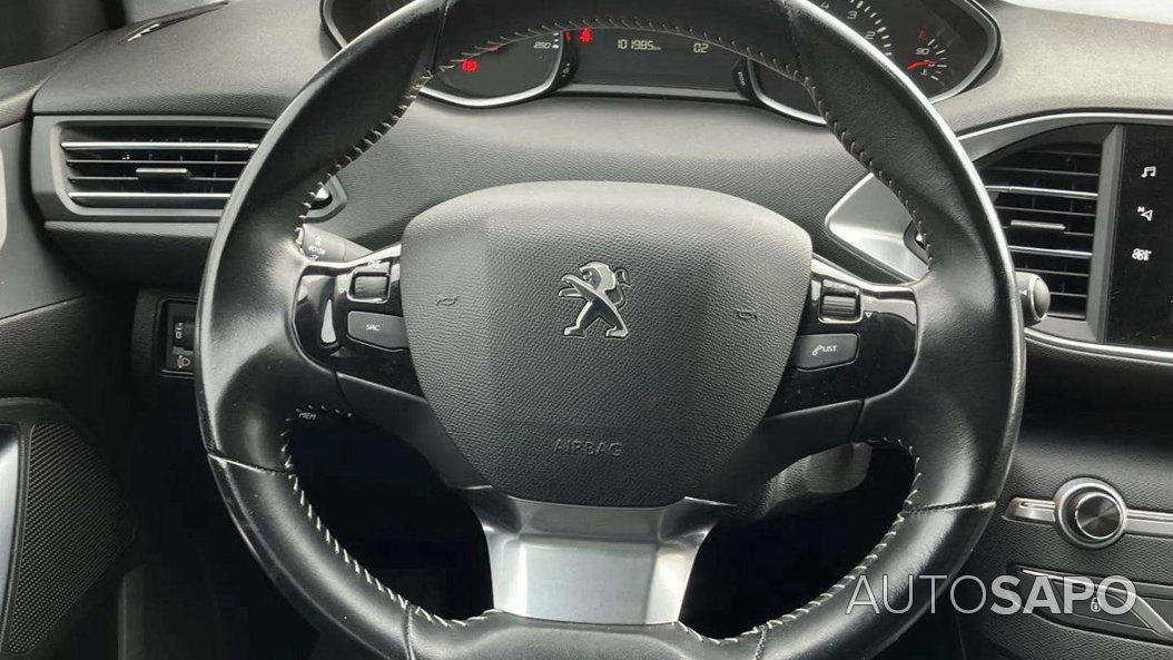 Peugeot 308 1.2 PureTech Style de 2020