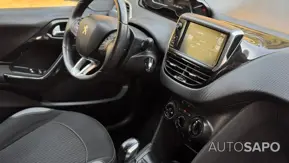 Peugeot 208 1.2 PureTech Style de 2018