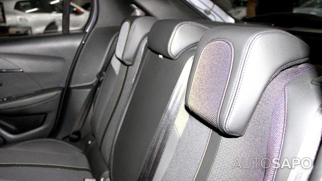 Peugeot E-208 GT Line de 2022