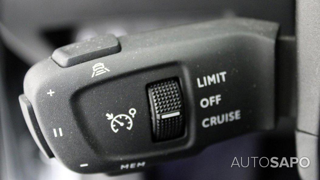 Peugeot E-208 GT Line de 2022