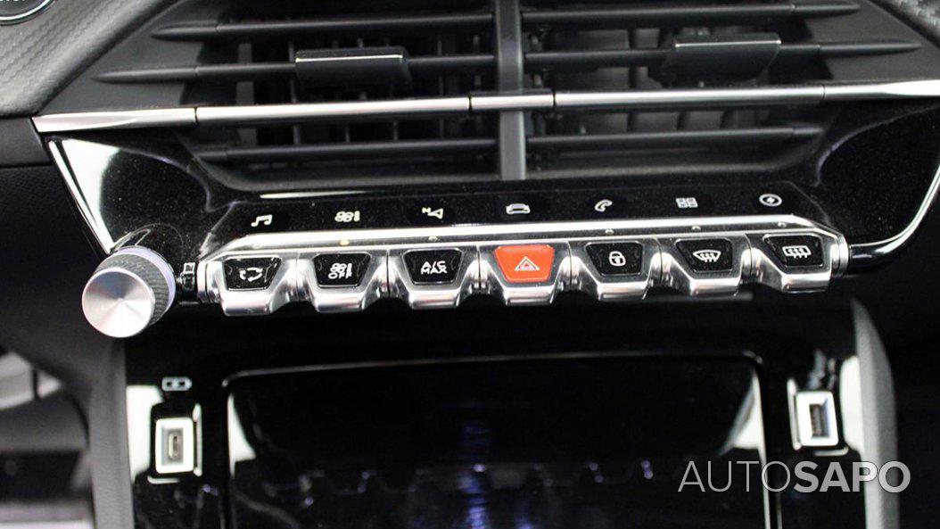 Peugeot E-208 GT Line de 2022