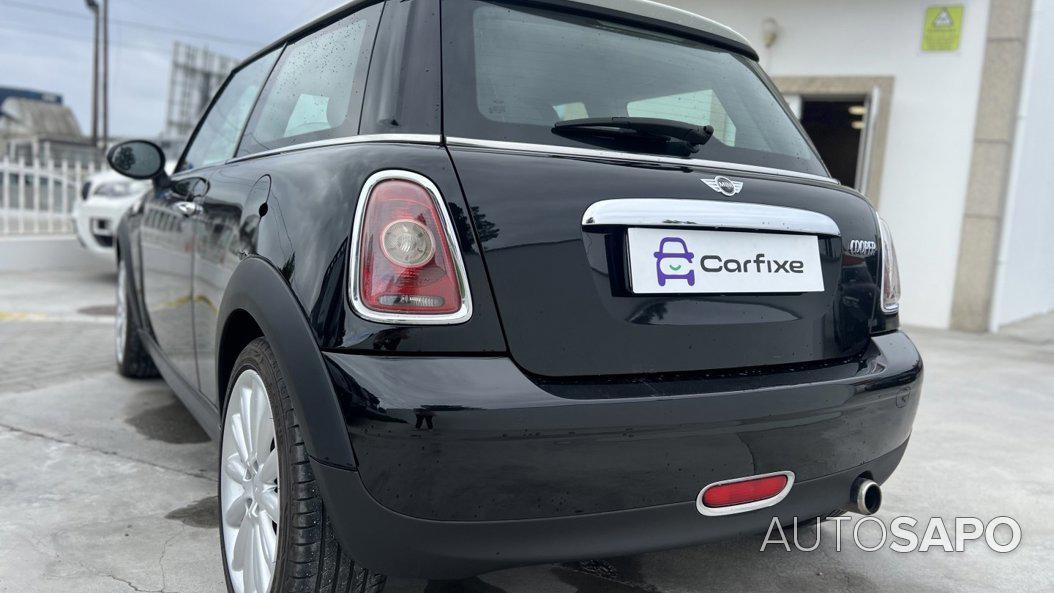 MINI Cooper de 2010