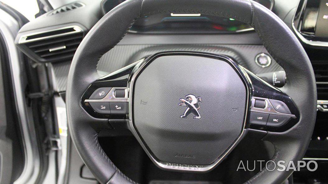 Peugeot e-2008 Allure de 2022