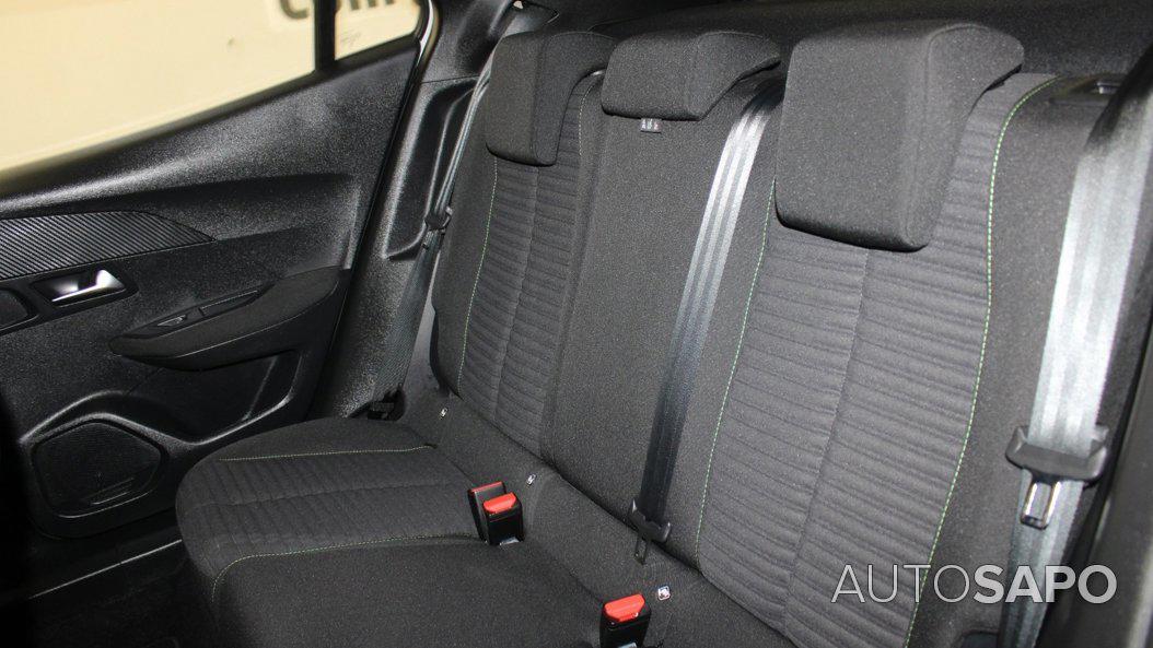 Peugeot 2008 1.5 BlueHDi Active de 2024