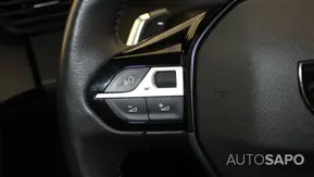 Peugeot 2008 1.5 BlueHDi Active de 2024