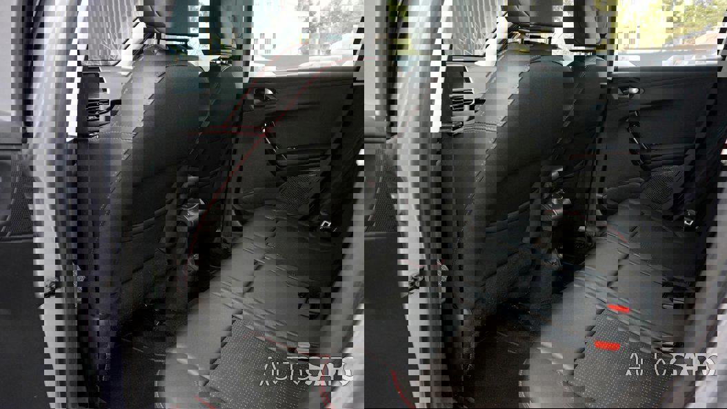 Peugeot 2008 1.2 PureTech GT Line de 2018