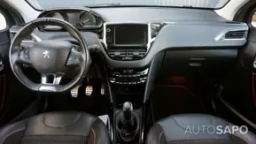 Peugeot 2008 1.2 PureTech GT Line de 2018