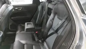 Volvo XC60 2.0 B4 R-Design de 2021