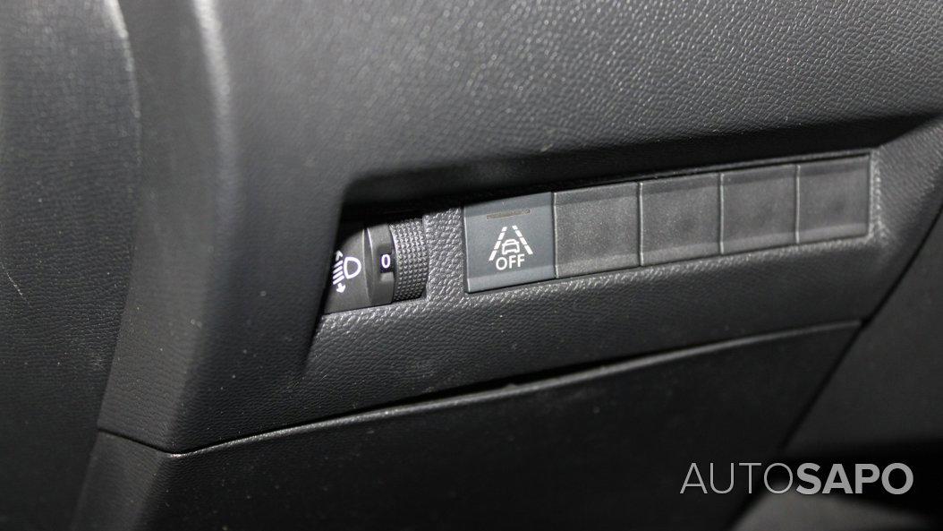 Peugeot 2008 1.5 BlueHDi Allure de 2023