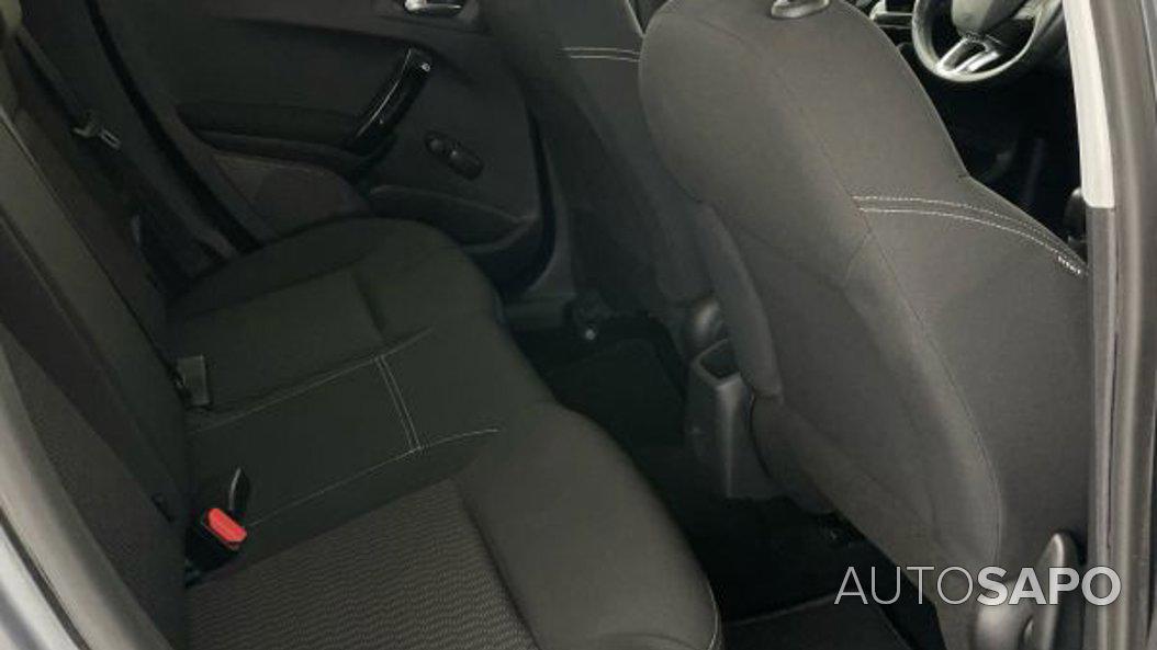 Peugeot 208 1.2 PureTech Active de 2016