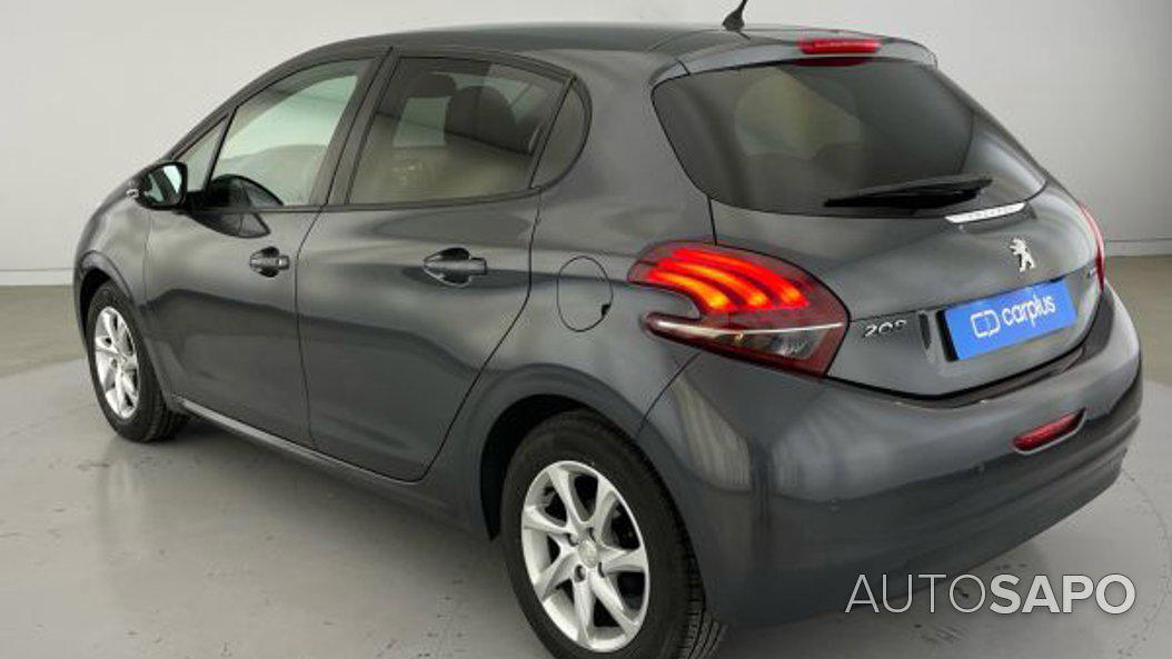 Peugeot 208 1.2 PureTech Active de 2016
