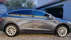 Tesla Model X de 2021