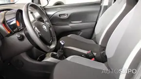 Toyota Aygo 1.0 X-Play+AC+X-Touch de 2021