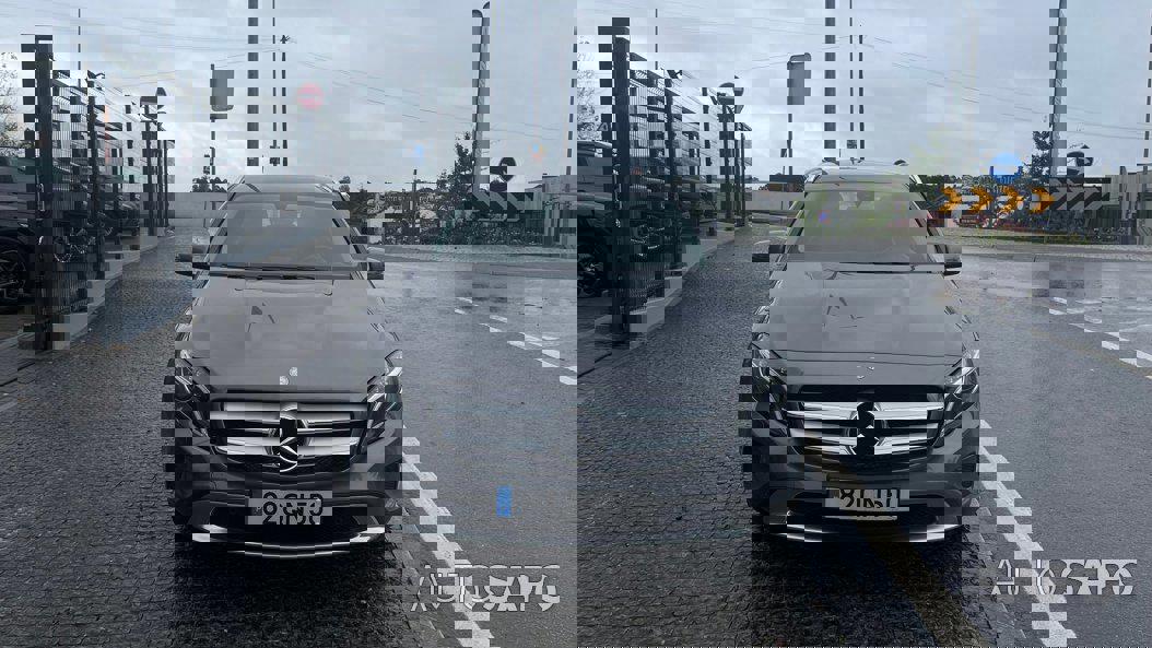 Mercedes-Benz Classe GLA de 2015