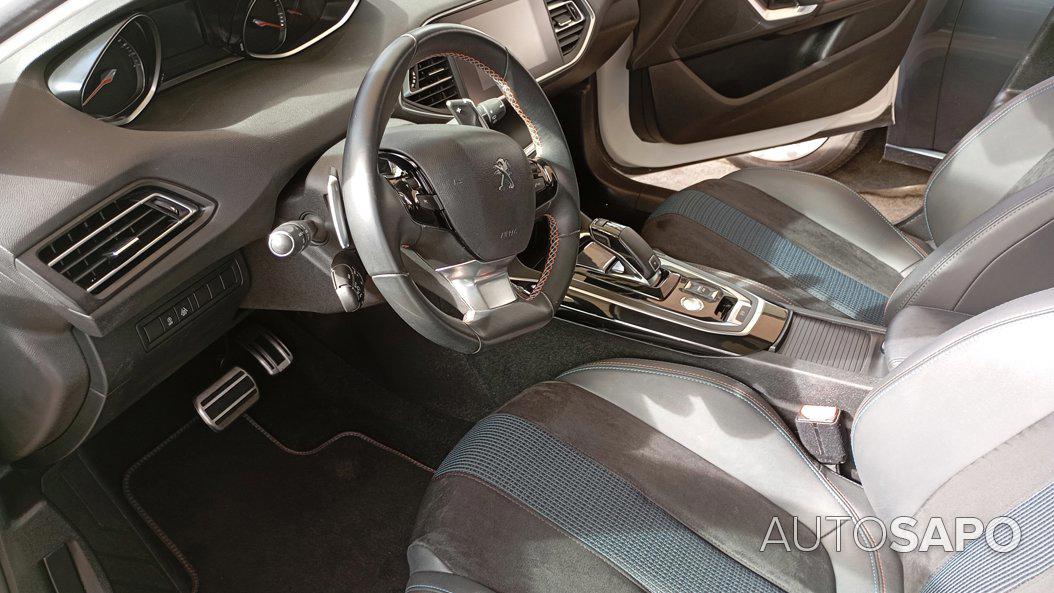 Peugeot 308 1.2 PureTech GT Line EAT8 de 2018