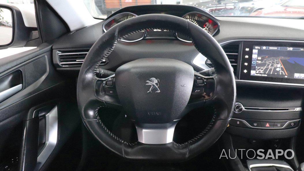 Peugeot 308 de 2015