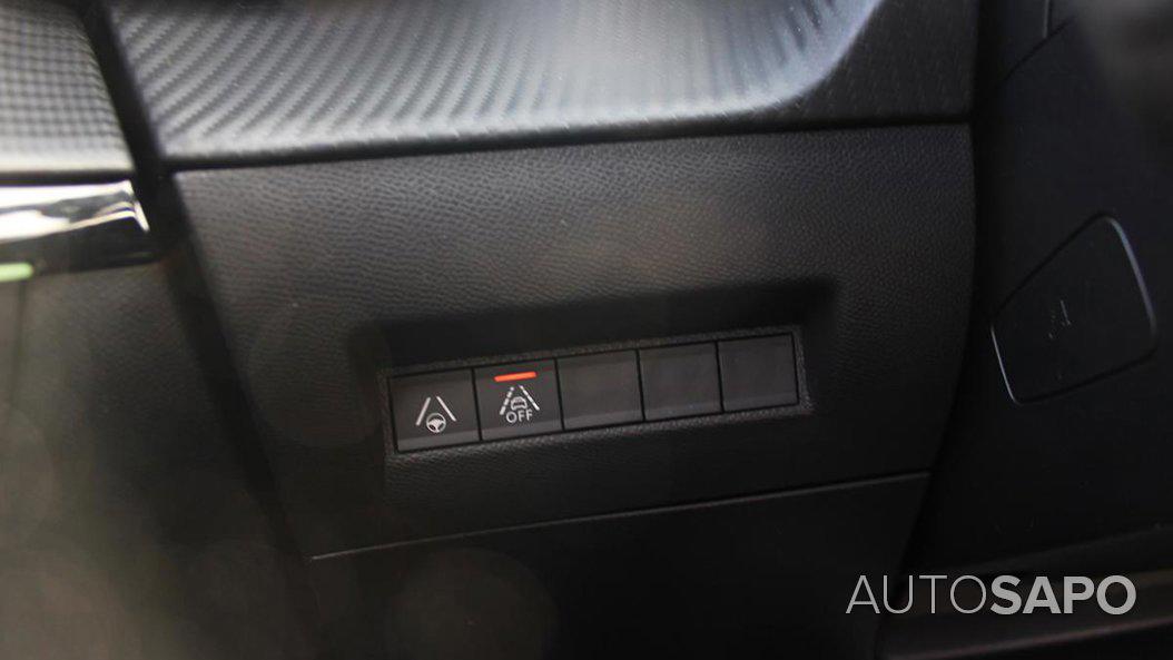 Peugeot E-208 GT Line de 2022