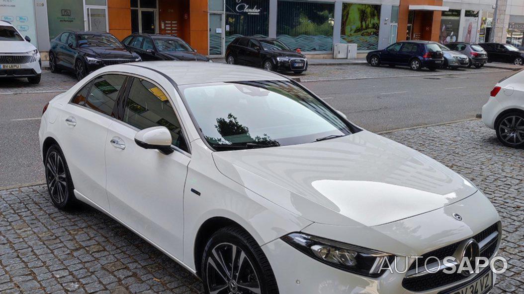 Mercedes-Benz Classe A 250 e AMG Line de 2020