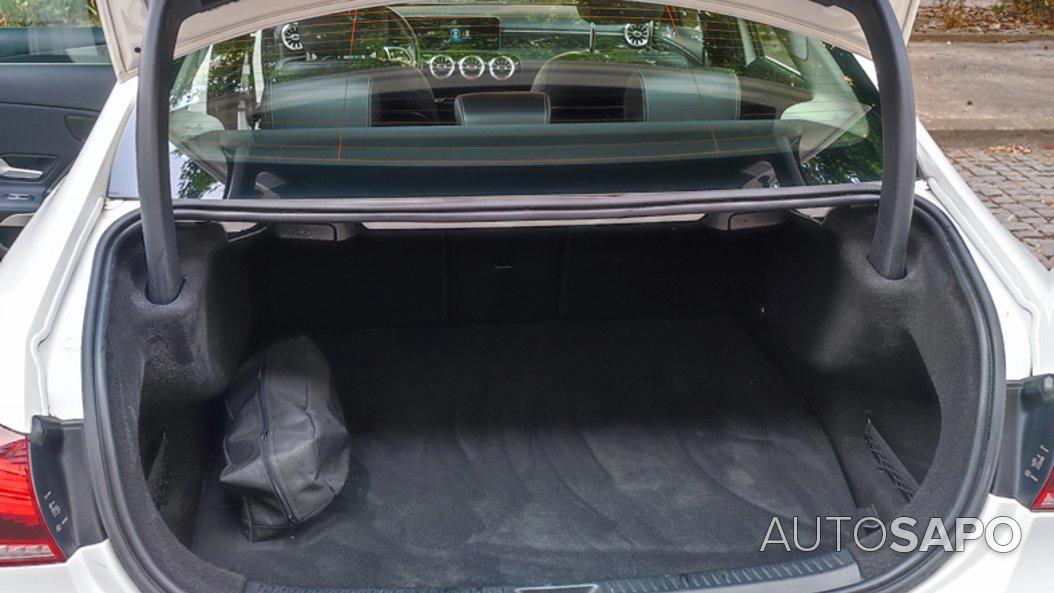 Mercedes-Benz Classe A 250 e AMG Line de 2020