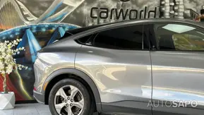 Ford Mustang Mach-E de 2021