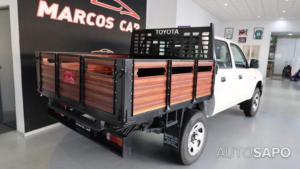 Toyota Hilux 2.5 D4-D CD CM de 2003