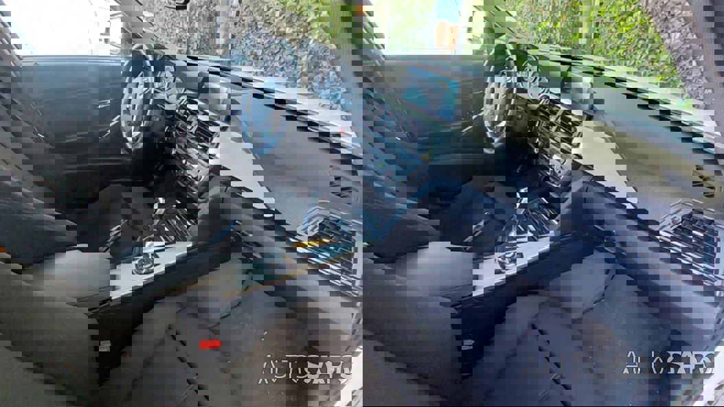 BMW Série 3 318 d Auto Line Sport de 2015