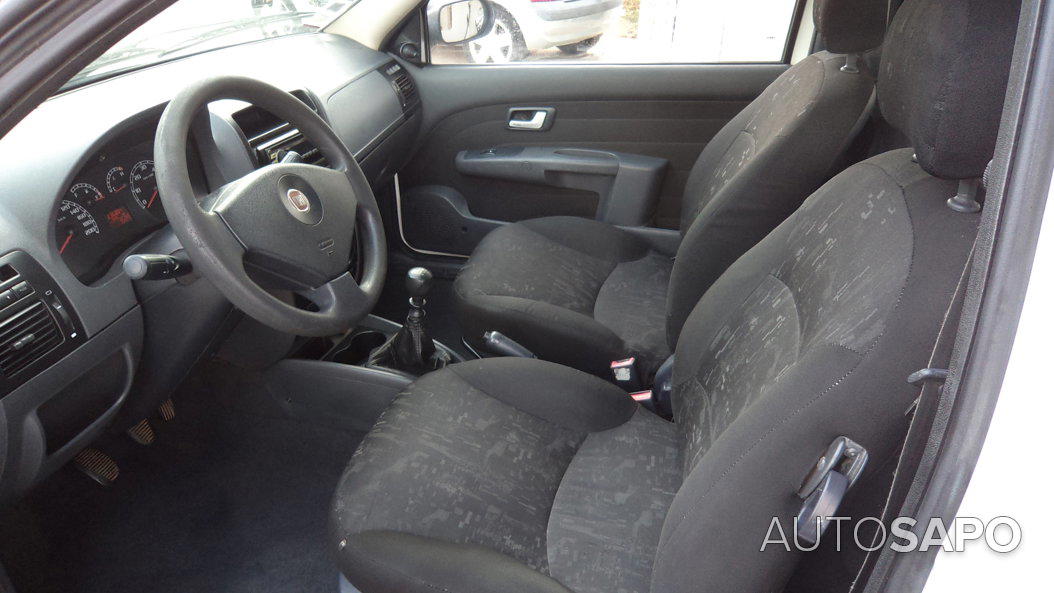 Fiat Strada 1.3 M-Jet Curta de 2009