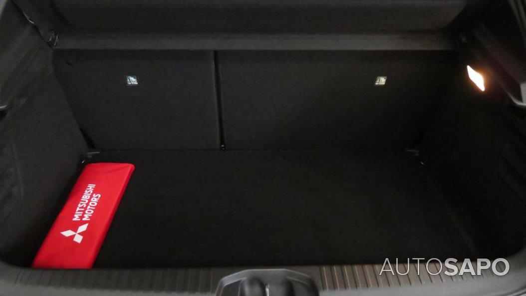 Mitsubishi Colt 1.0 MPI-T Invite de 2025