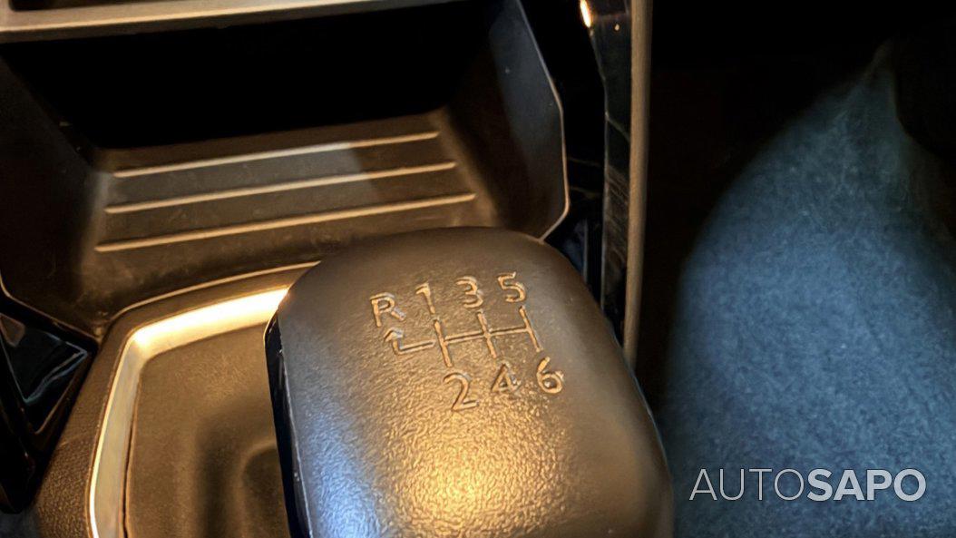 Peugeot 2008 1.2 PureTech Active de 2021