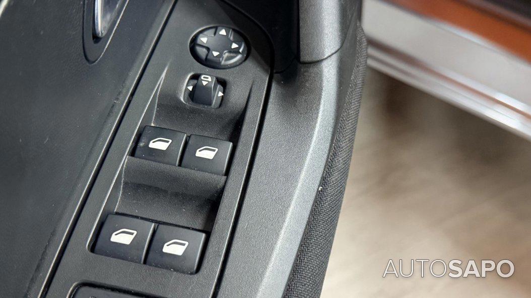 Peugeot 2008 1.2 PureTech Active de 2021