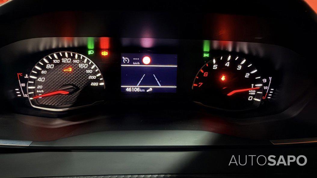 Peugeot 2008 1.2 PureTech Active de 2021