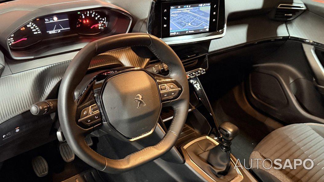 Peugeot 2008 1.2 PureTech Active de 2021