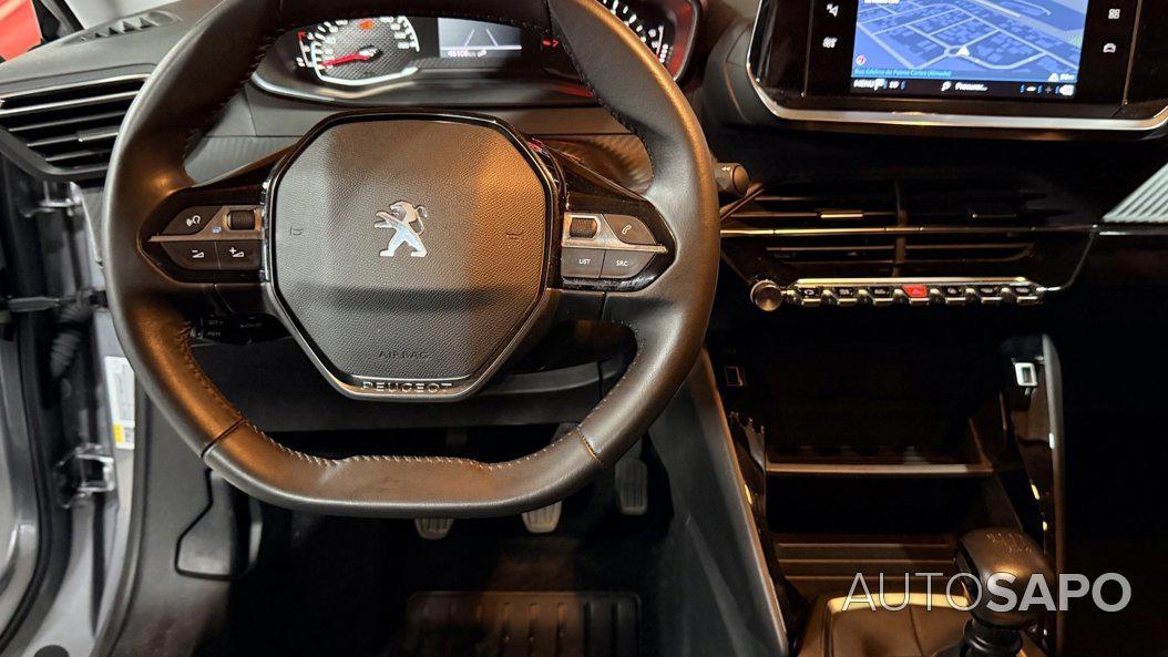 Peugeot 2008 1.2 PureTech Active de 2021